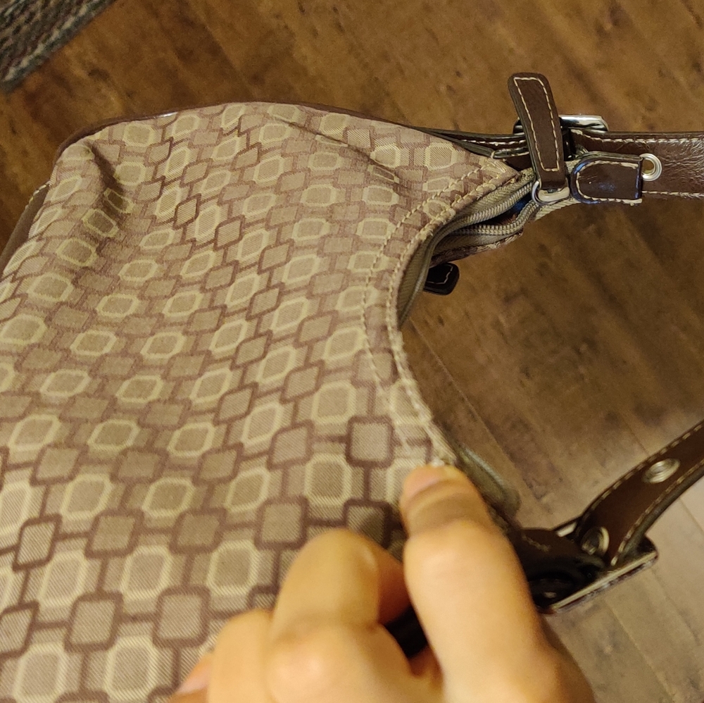 Hand bag - Picture 3 of 3